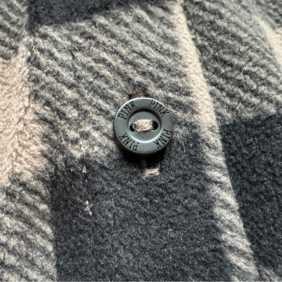 VICTORIA’S SECRET PINK Flannel Pajama Top - Size M - Picture 7 of 16